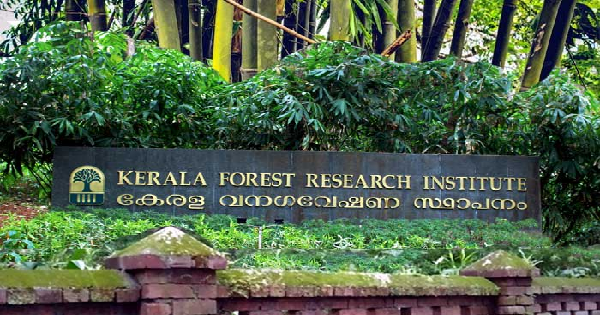 കേരള വന ഗവേഷണ സ്ഥാപനത്തിൽ ഇന്റർവ്യൂ നടത്തുന്നു
